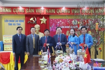 Liên hiệp Công đoàn Bolikhămxay chúc tết Liên đoàn Lao động Hà Tĩnh